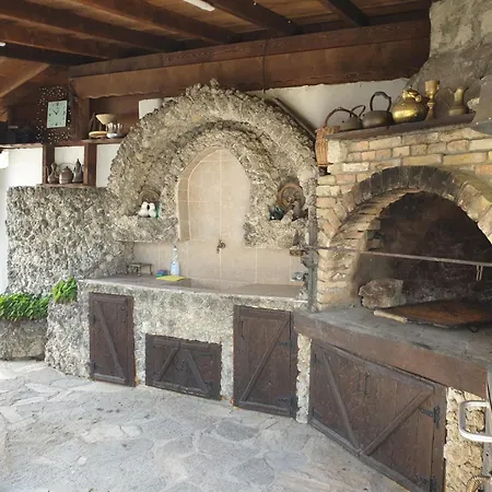 度假居 Kъща за гости калимански рай Kalimantsi