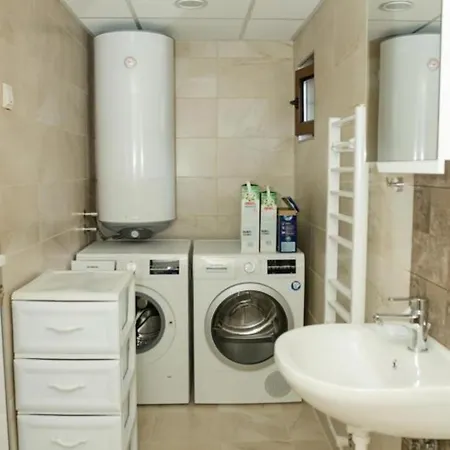 Kъща за гости калимански рай Kalimantsi